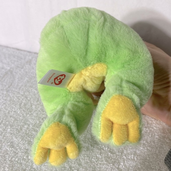 Ty Beanie Bellies Green and Yellow Snapper Plush Frog Toy Stuffed Animal - Picture 11 of 12